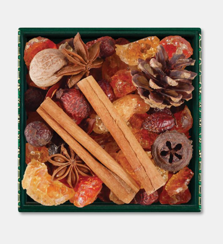 Maison Francis Kurkdjian Mon Beau Sapin Pot-pourri 350g, Packshot View