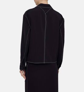 جاكيت بأكمام طويلة وياقة بطية بشكل حرف في