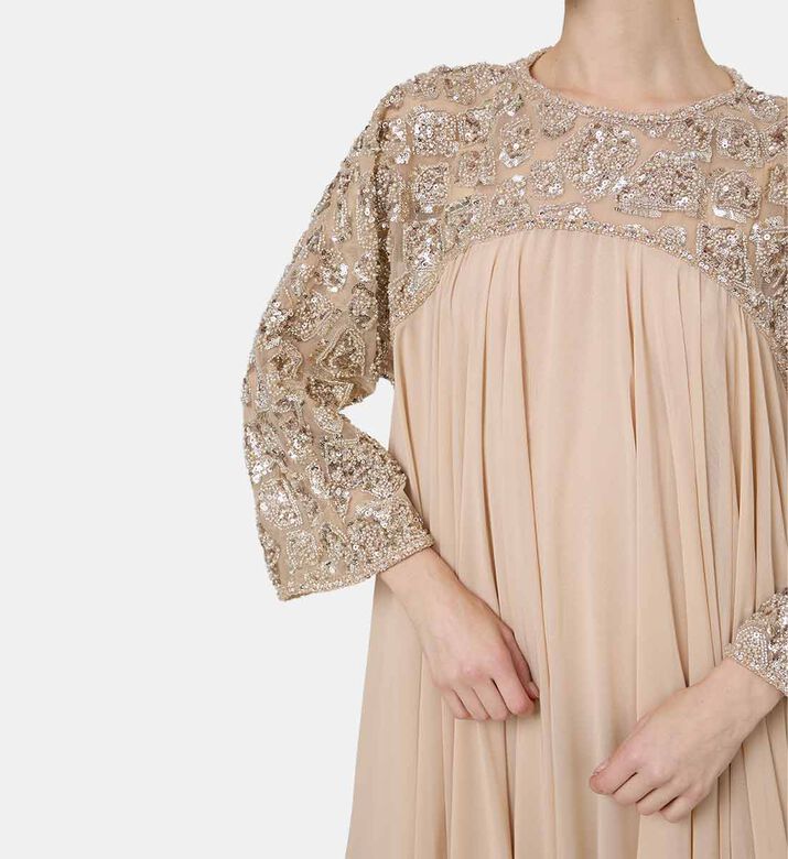 فستان ماكسي بجزء علوي مزين بترتر