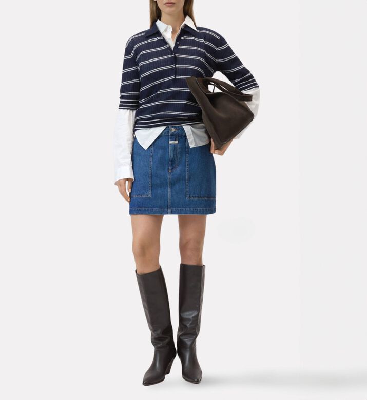 Closed Skirt Worker Mini, Model View