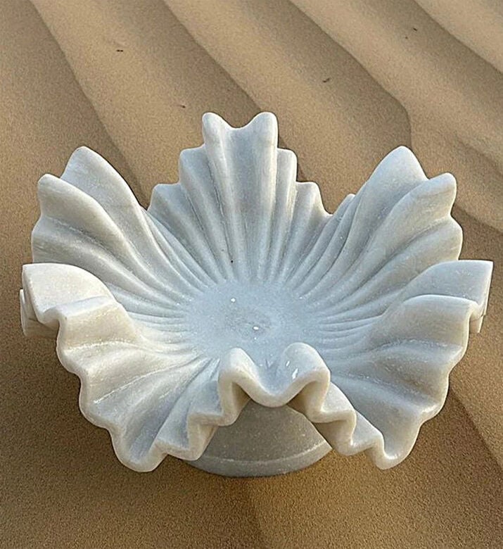 Tohfa Luxe Carved Marble Decorative Eira, Packshot View