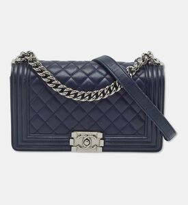 Chanel Preowned Chanel Quilted Leather Boy Flap Bag, Packshot View