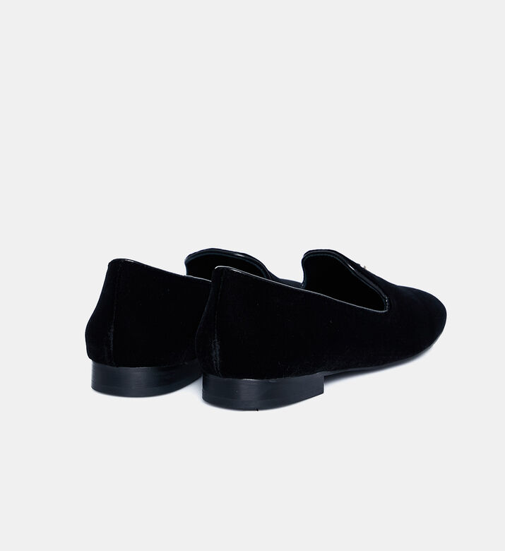 حذاء لوفرز مخملي بكعب مسطح