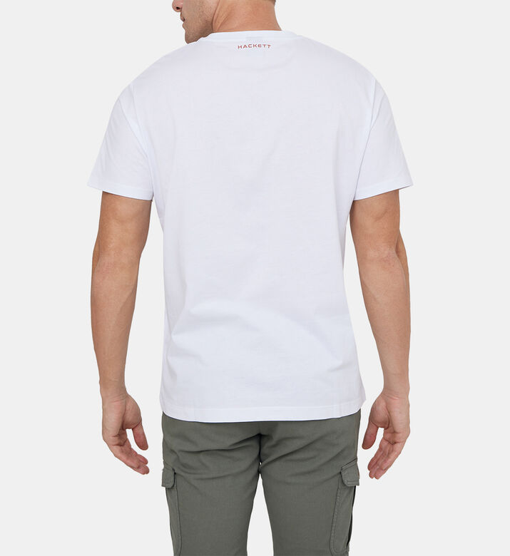 تيشيرت بطبعة غرافيك