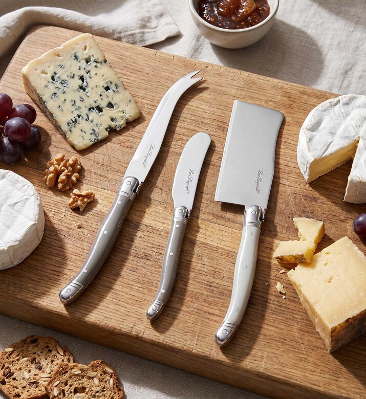 Lou Laguiole Wooden Box3-piece Cheese Knife Set, Model View