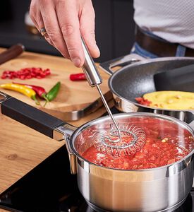 Rosle Hanging Loop Spiral Whisk, Packshot View