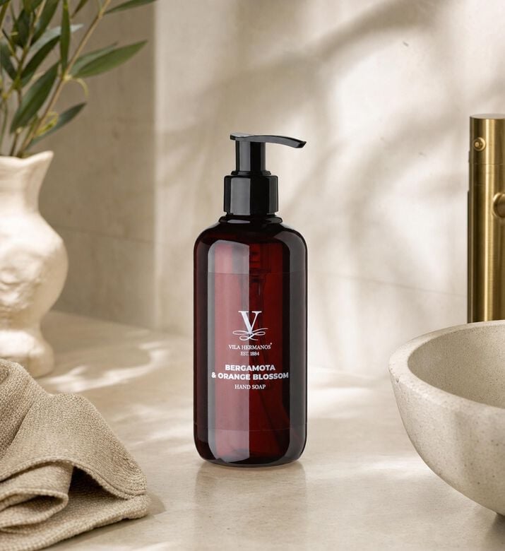 Ladenac Bergamota Orange Blossom Hand Soap, Model View