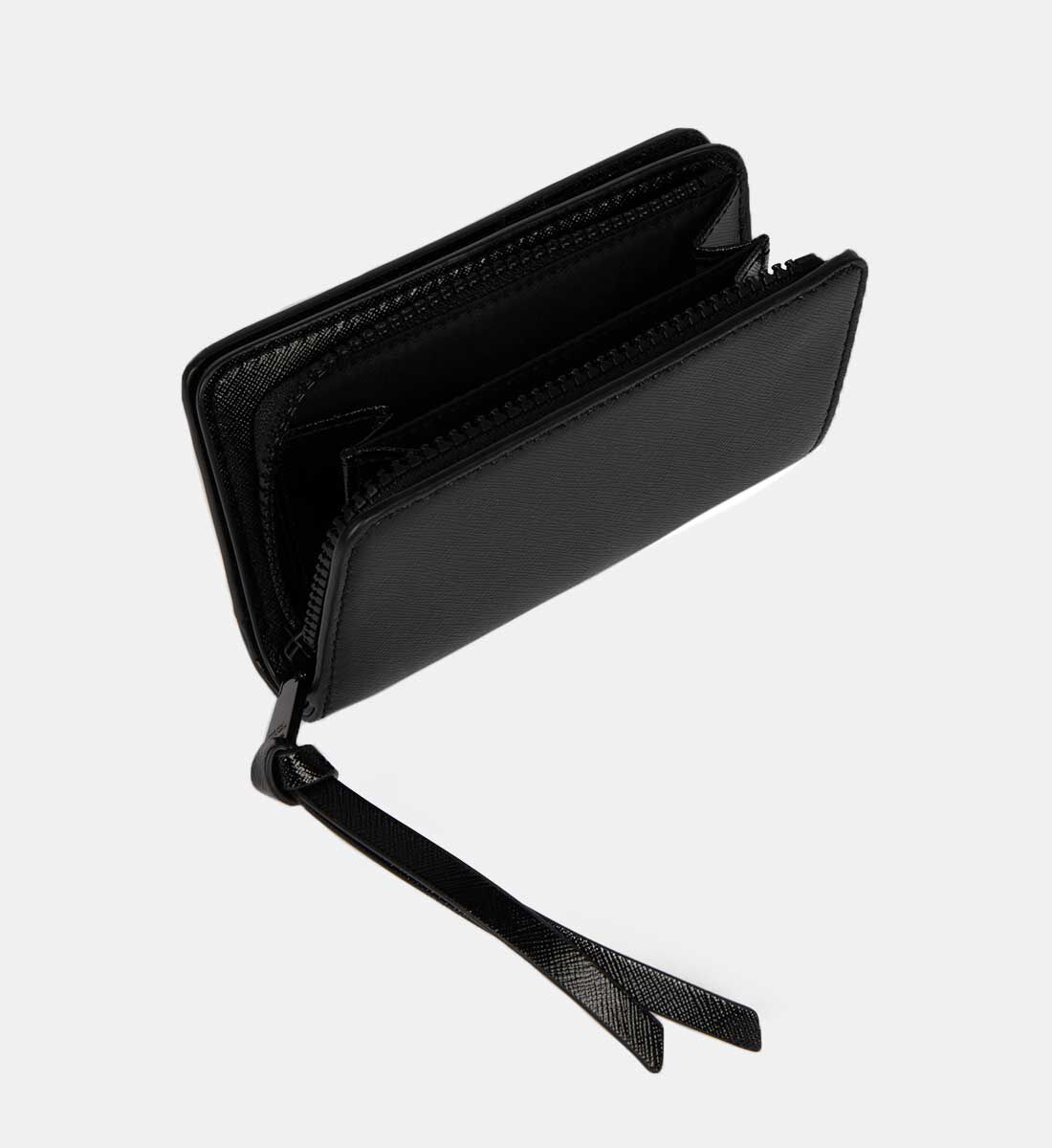 The snapshot dtm compact 2025 wallet
