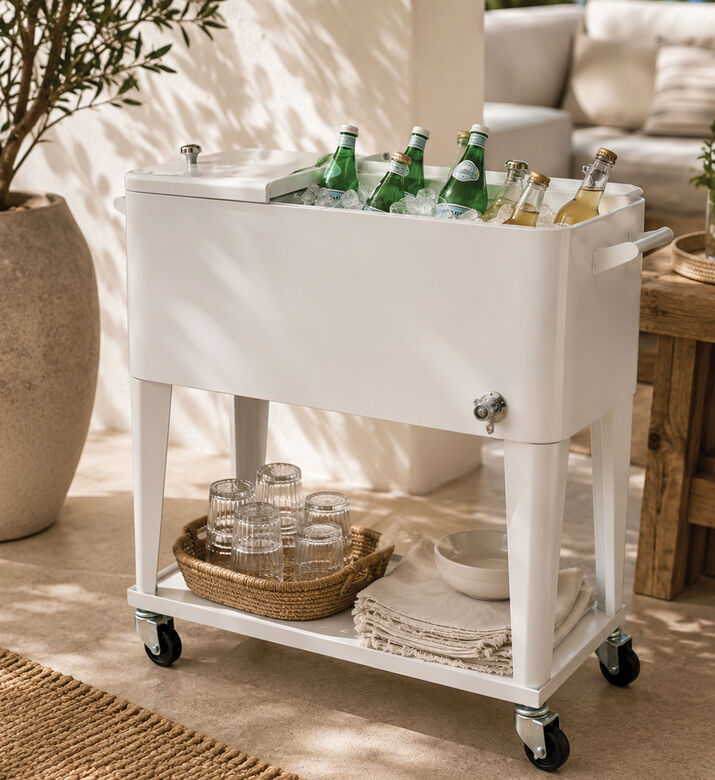 Home Deco and More Shani Iron Quart Rolling Cooler, Packshot View