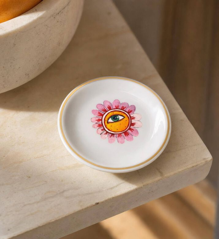 Bitossi Flower Eye Porcelain Plate, Model View