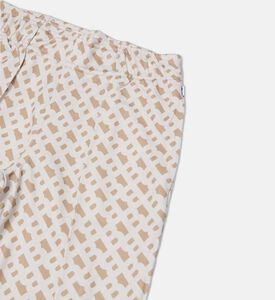 بنطال رياضي بطبعة أحرف العلامة على كامله