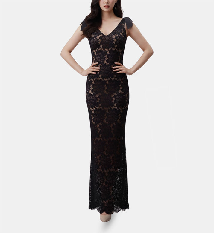 Rya Gown Amour, Model View