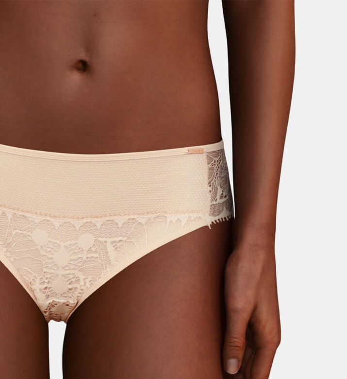 Day-to-night Lace-inlay Briefs