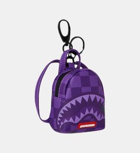 سلسلة مفاتيح بشكل حقيبة ظهر بنقشة مربعات