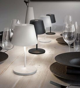 Seoul Aluminum Led Table Lamp