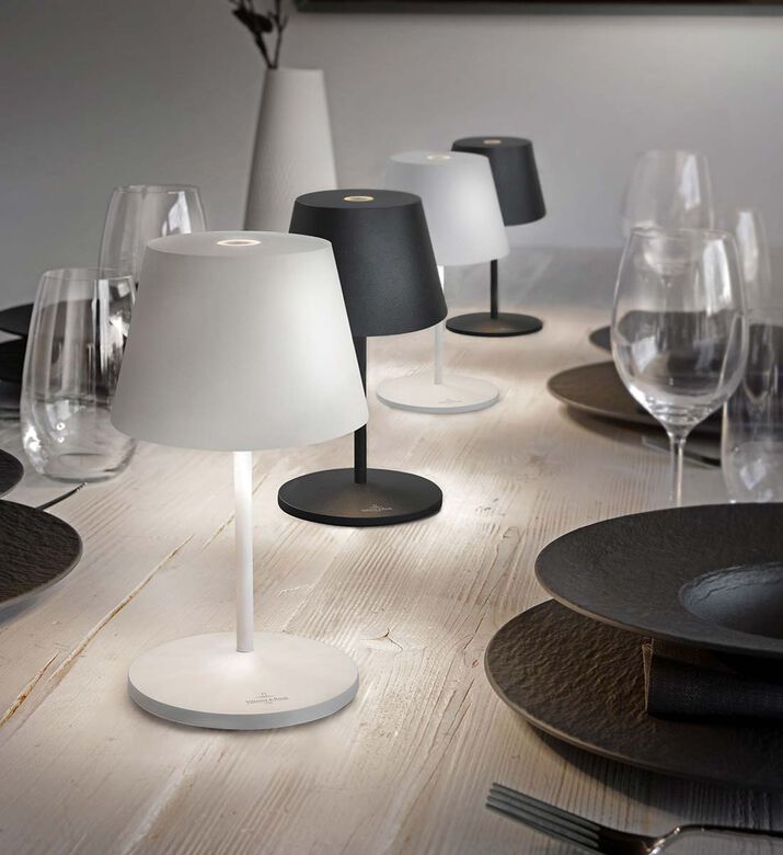 Seoul Aluminum Led Table Lamp