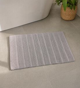 Home Deco and More Pop Corn Cotton Bath Mat, Grey, 50x80-cm, Model View