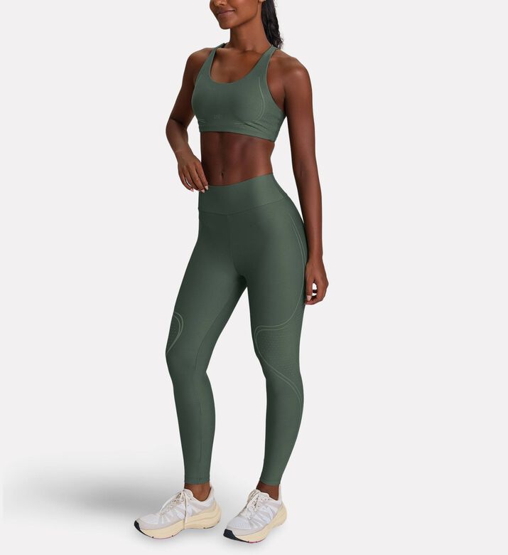 LIVE! Hydrafit Adaptiv Act Top, Olive, L, Model View