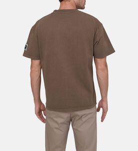 تيشيرت بأكمام قصيرة برقع طوابع