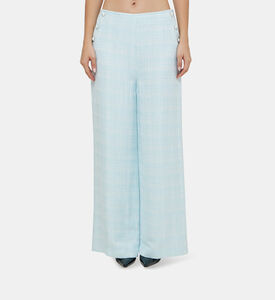 بنطال مزين بأزرار بأرجل عريضة