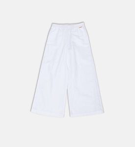 بنطال قصير واسع الساقين