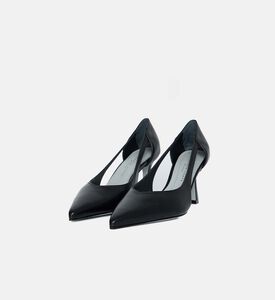 Pointed-toe Cutout-detail Pumps