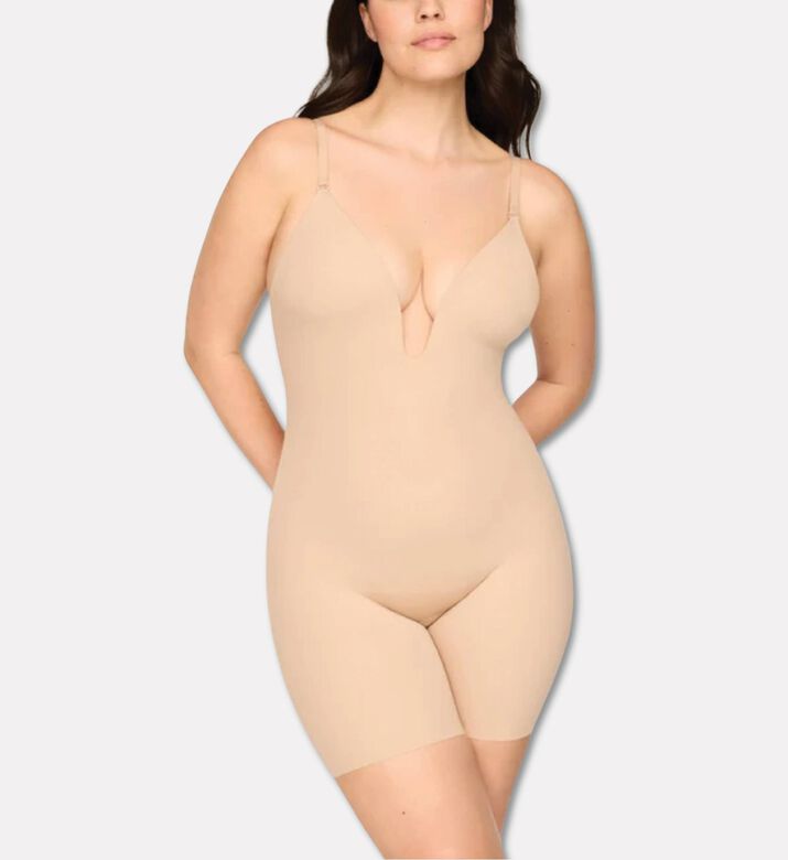 Spanx Bodysuit, Dark-nude, L, Model View