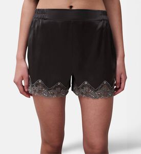 Chantelle Short, Model View