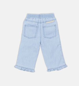 شورت جينز مزين بأزهار