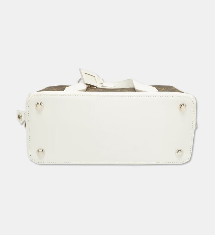 Louis Vuitton Preowned Louis Vuitton Dora Pm White Monogram Canvas Bag, Packshot View