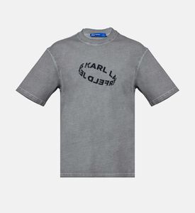 تيشيرت مريح بقصّة واسعة ومظهر مغسول