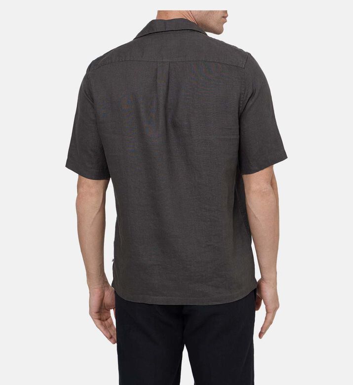 Short-sleeve Button Closure Shirt