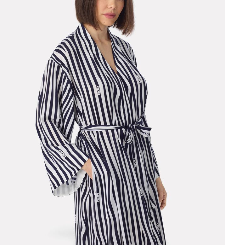 DKNY Robe, Model View