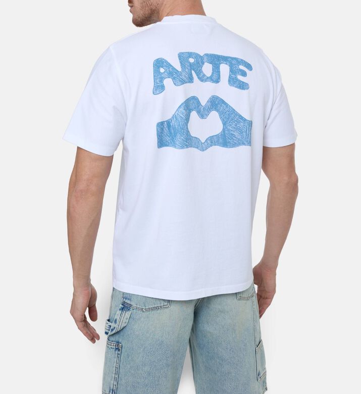 Arte Logo-print Heart Hands T-shirt, White, Xxl, Model View