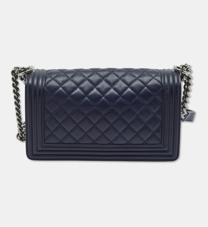 Chanel Preowned Chanel Quilted Leather Boy Flap Bag, Packshot View
