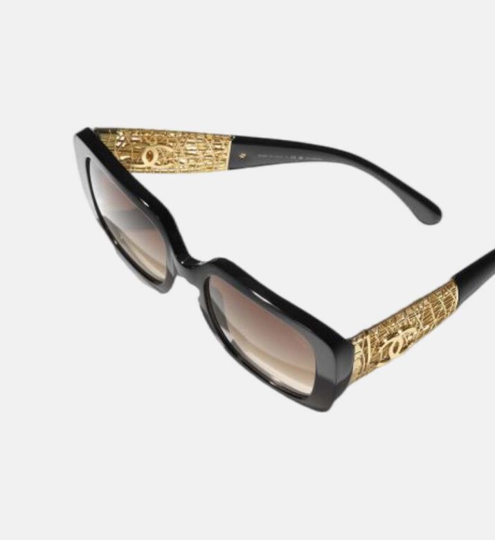 نظارات شمسية مربعة كلاسيكية