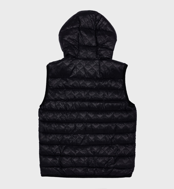 جيليه مبطن برقعة شعار الصبي