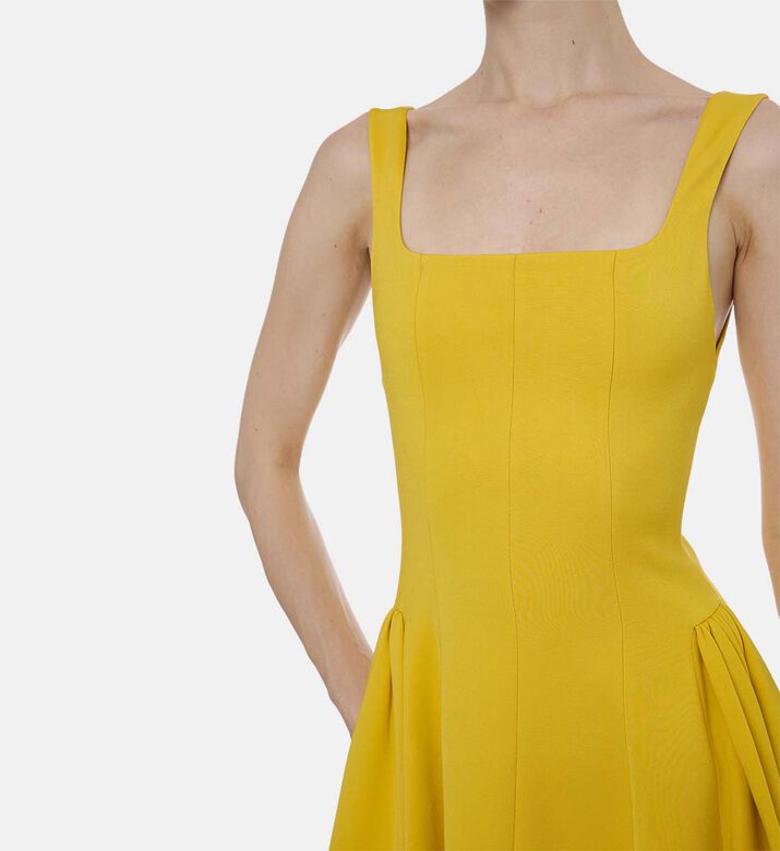 Front Seam Lines Pleated Dress
