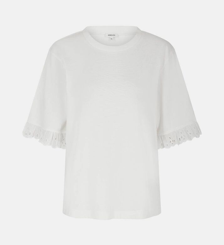 تيشيرت كلاسيكي بأكمام قصيرة