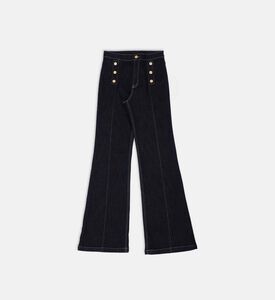 بنطال واسع بتفاصيل أزرار