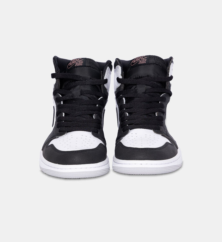 سنيكرز اير جوردان 1 ريترو هاي او جي 2