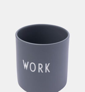 كوب محفور عليه نقش مناسبات مفضلة بكلمة وورك 8 × 8.5 سم