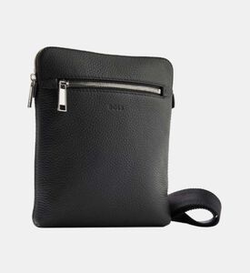 حقيبة مراسل جلدية