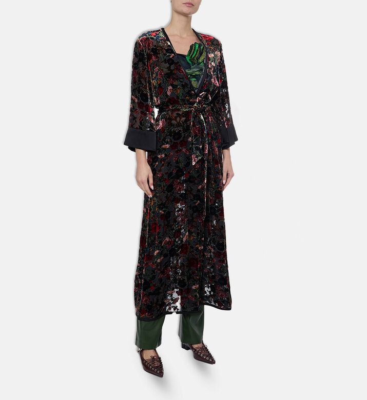 Alice and Olivia Kimono Nom, Model View