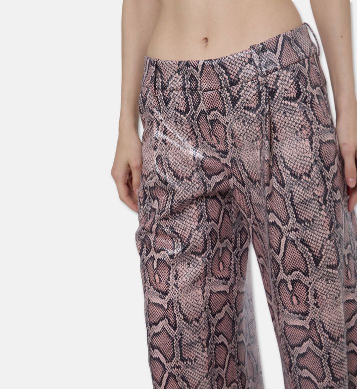 Alice and Olivia Pant Ecric, Model View