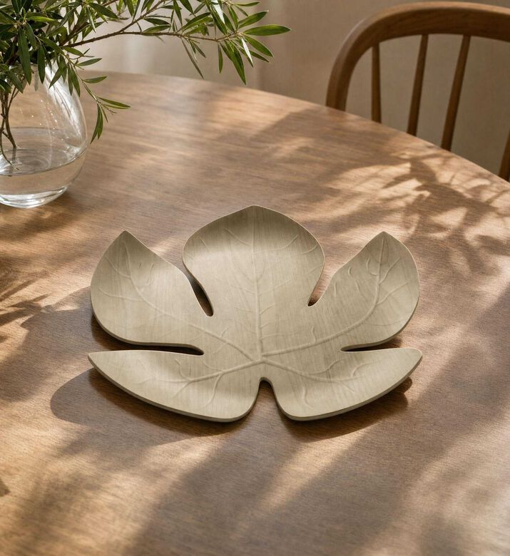 Legnoart Adamo Maple Wood Serving Tray, Model View