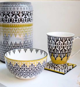 مجموعة علب صفيح لأكواب سافرا