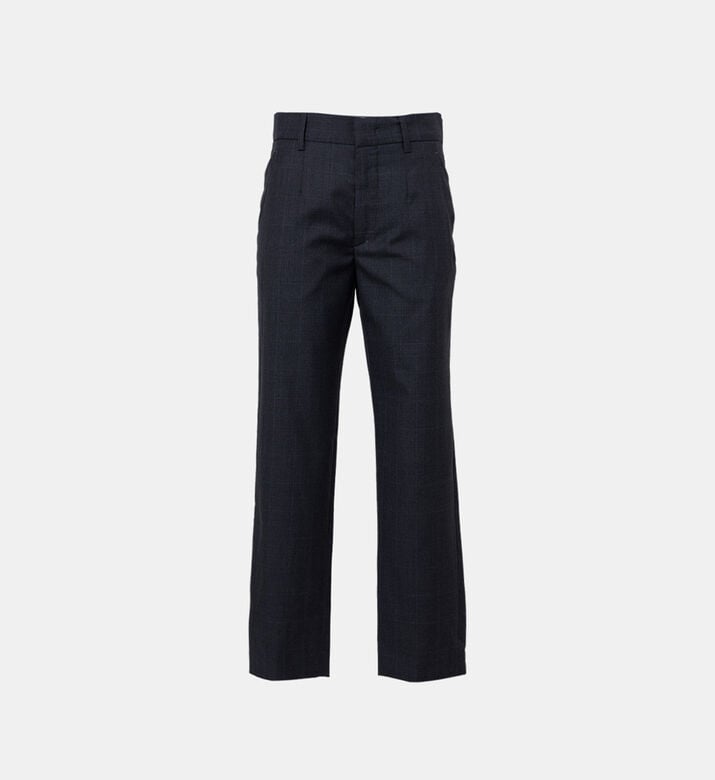 بنطال كلاسيكي بقصة عادية