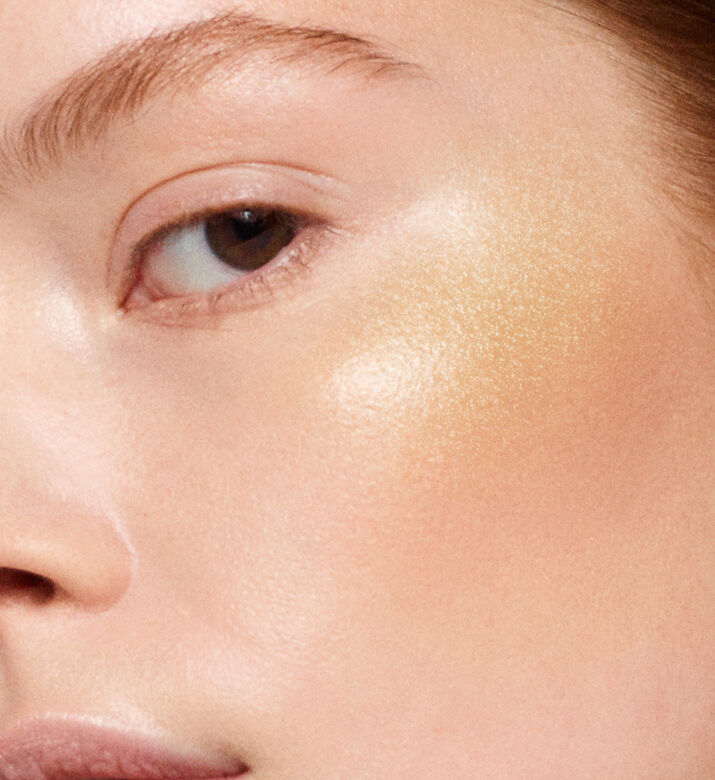 Glow Powder Highlighter Palette