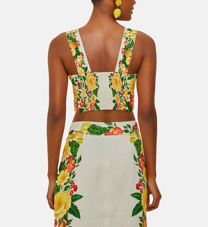 بلوزة بأزهار بيكنيك بتطريز بارز ومطاط لاستك